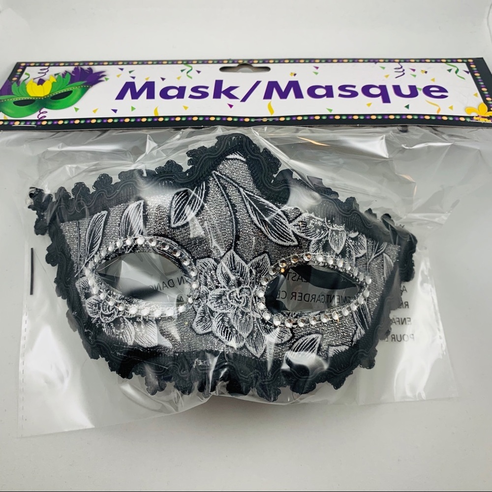MARDI GRAS MASKS NWT - Picture 2 of 4